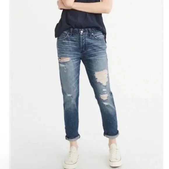 Abercrombie & Fitch Ames Slim Boyfriend Jeans Womens 26 / 2R Distressed Denim - Picture 1 of 11